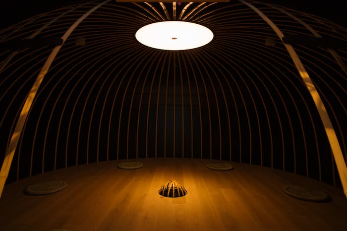 呼吸ルーム / Breathing room